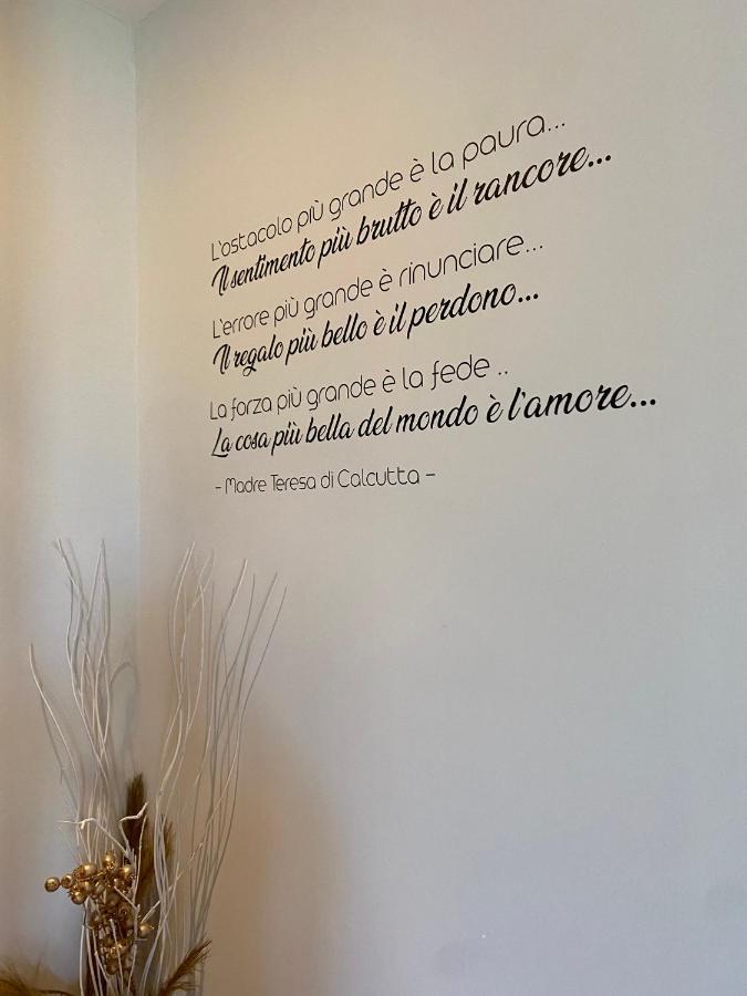 A Due Passi B&B Citta Sant'Angelo Exteriér fotografie